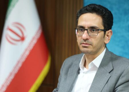 طی حکمی از سوی استاندار کرمان، سرپرست فرمانداری شهرستان راور منصوب شد